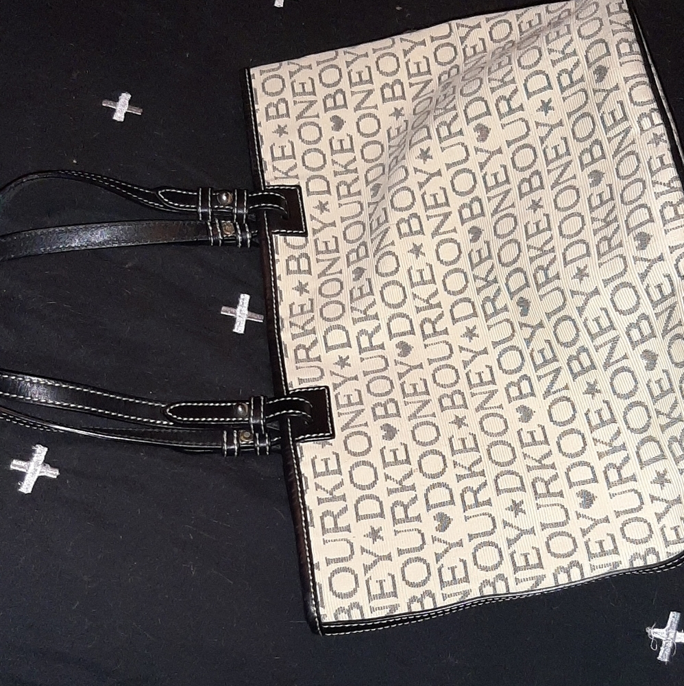 Dooney and Bourke Hand Bag